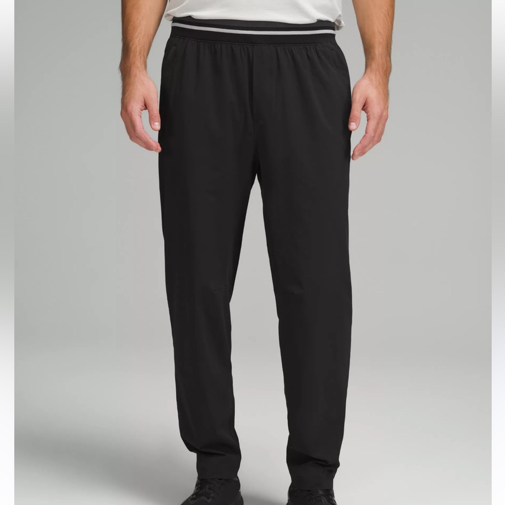 Lululemon Black Relaxed Fit Workout Track Pant Size Small